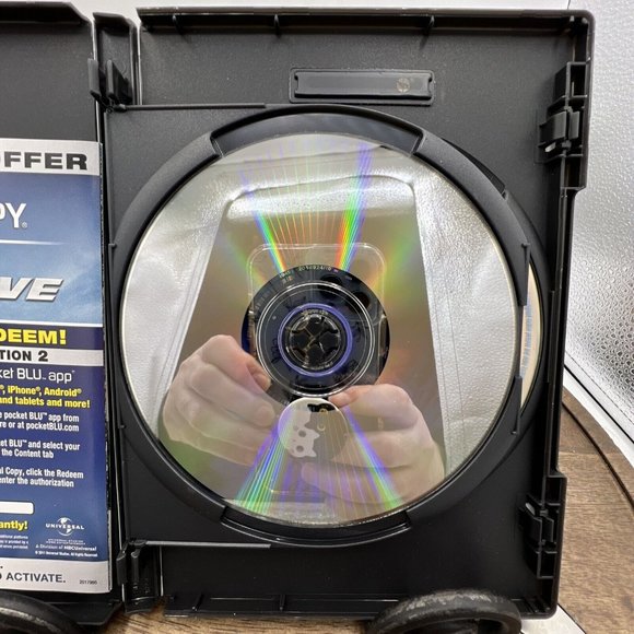 Fast Five (DVD, 2011) - Picture 3 of 6